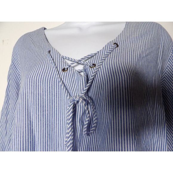 Daisy Fuentes 1X Top Shirt Tunic Hi Low Blue White Stripes Plus Cottage Core - Picture 10 of 12
